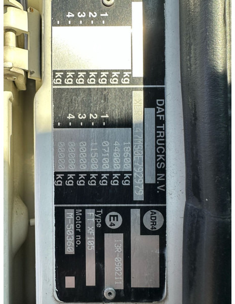 Tractor unit DAF XF105.410 SpaceCab Manual gearbox + Intarder: picture 16