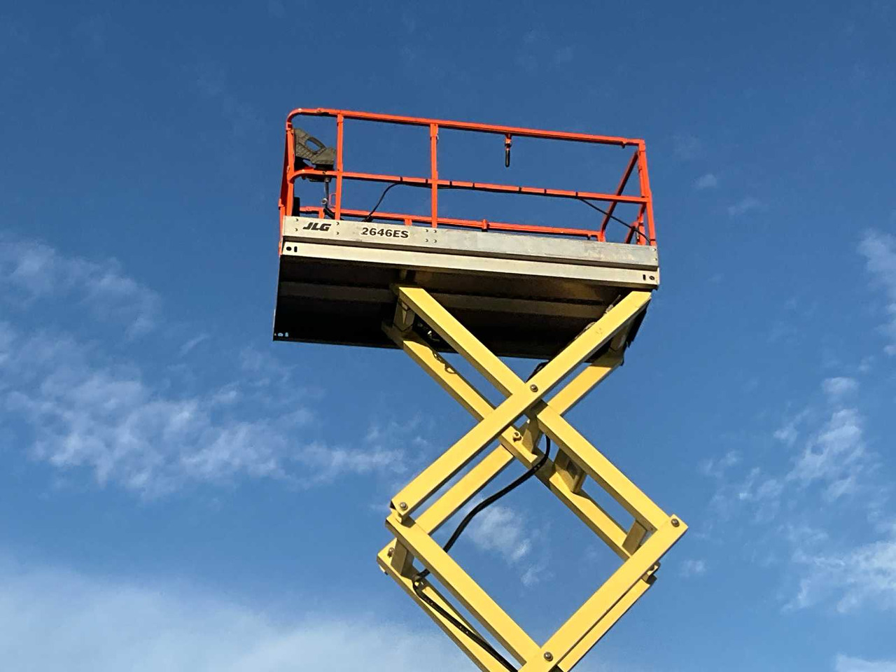 Aerial platform JLG 2646ES: picture 9