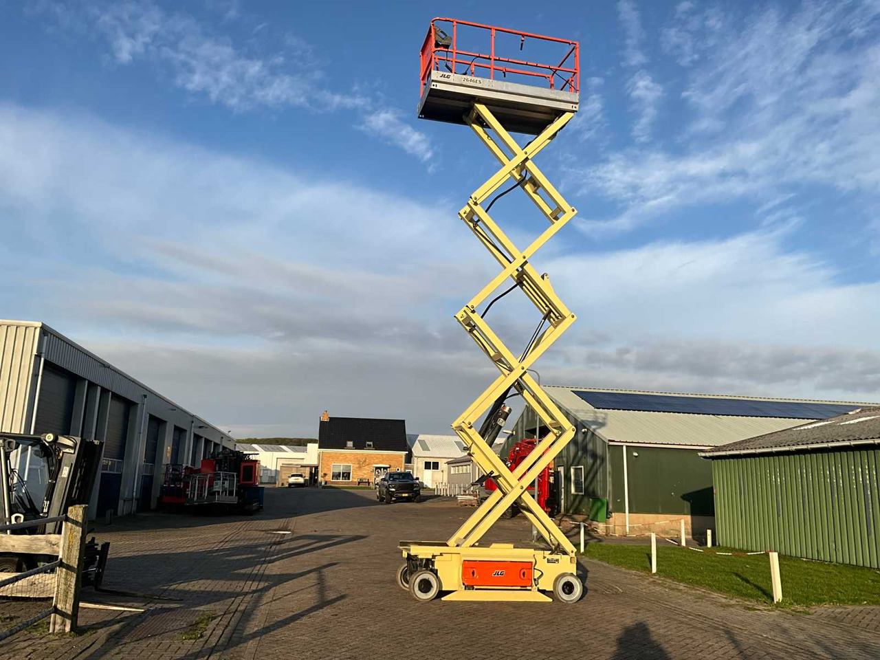 Aerial platform JLG 2646ES: picture 7