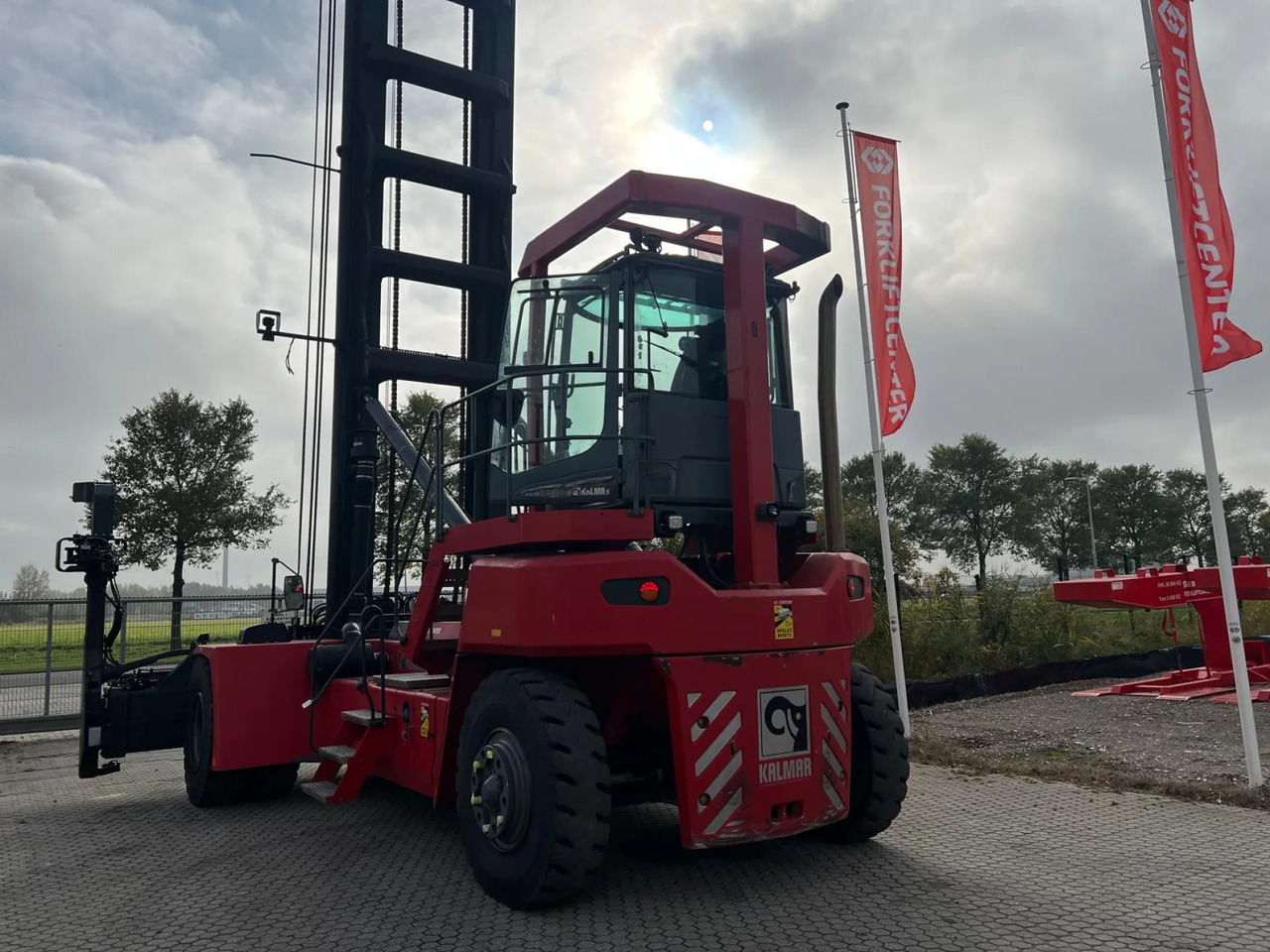 Container handler KALMAR - DCG100-45ED7: picture 7