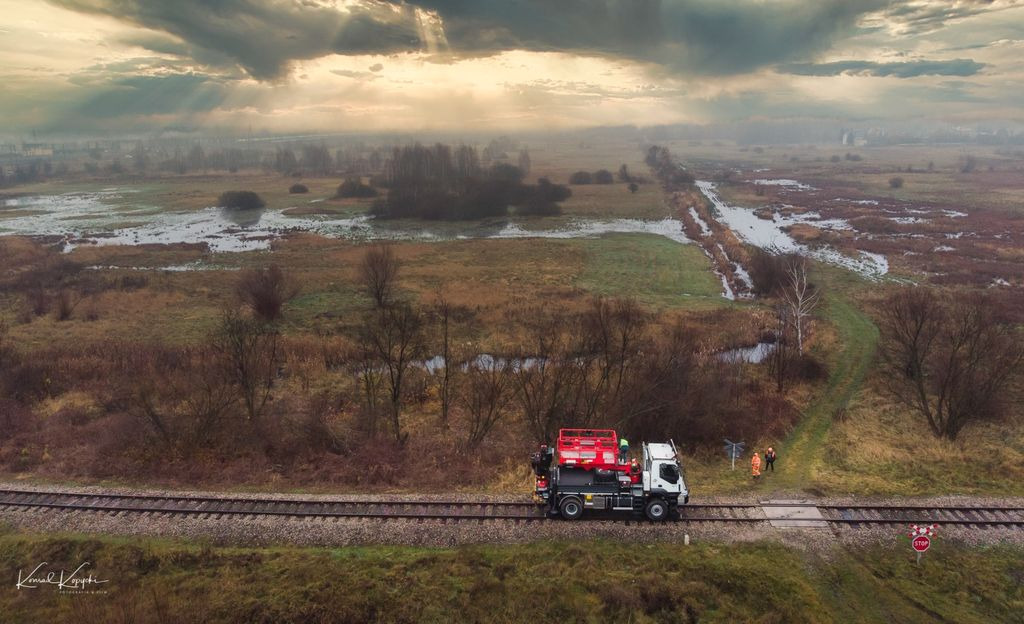 Truck mounted aerial platform Iveco TRAKER 4x4 RAIL ROAD PALFINGER SCHIENEN TWO WAY: picture 10