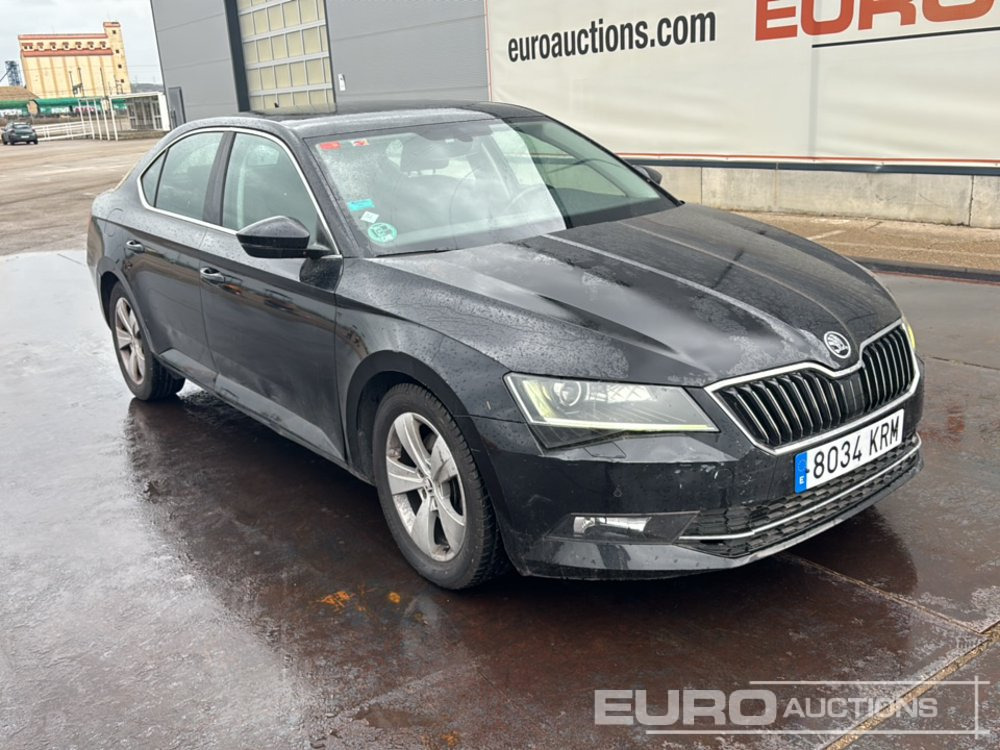 Car 2018 Skoda Superb: picture 7