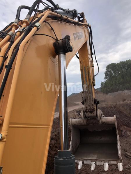 Crawler excavator Hyundai HX520L: picture 8