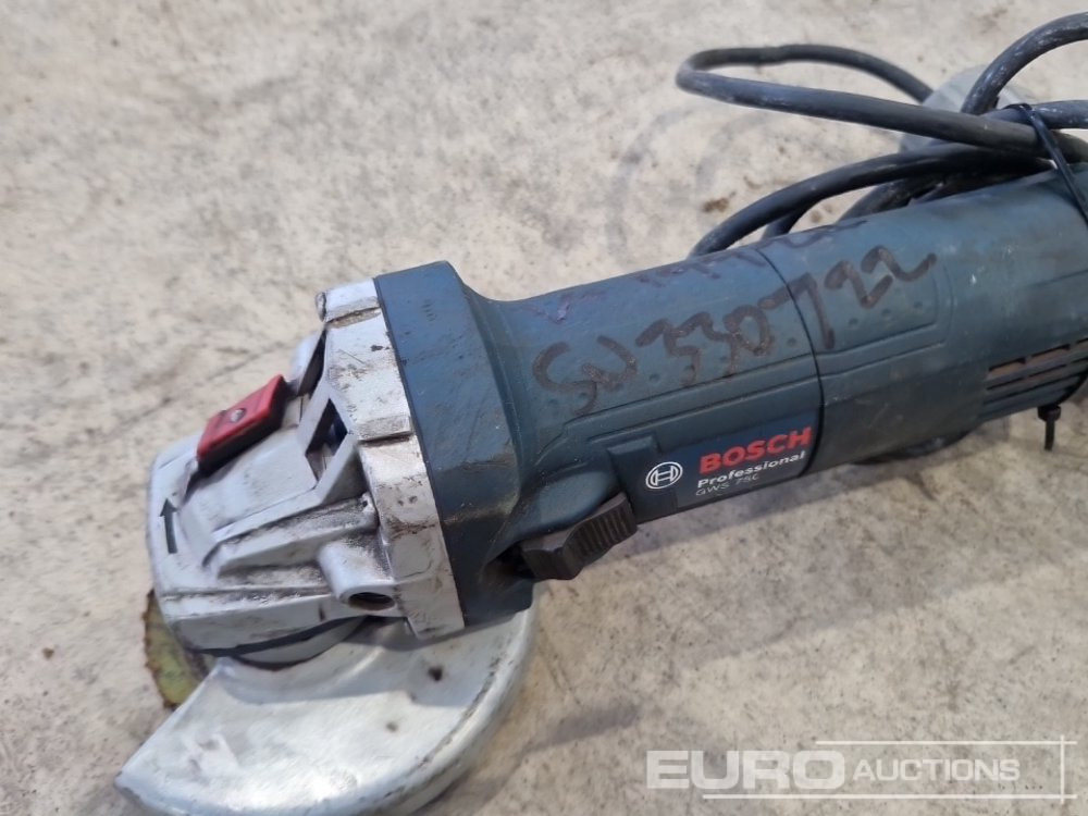 Construction equipment Bosch GWS750 115mm 110 Volt Angle Grinder: picture 10