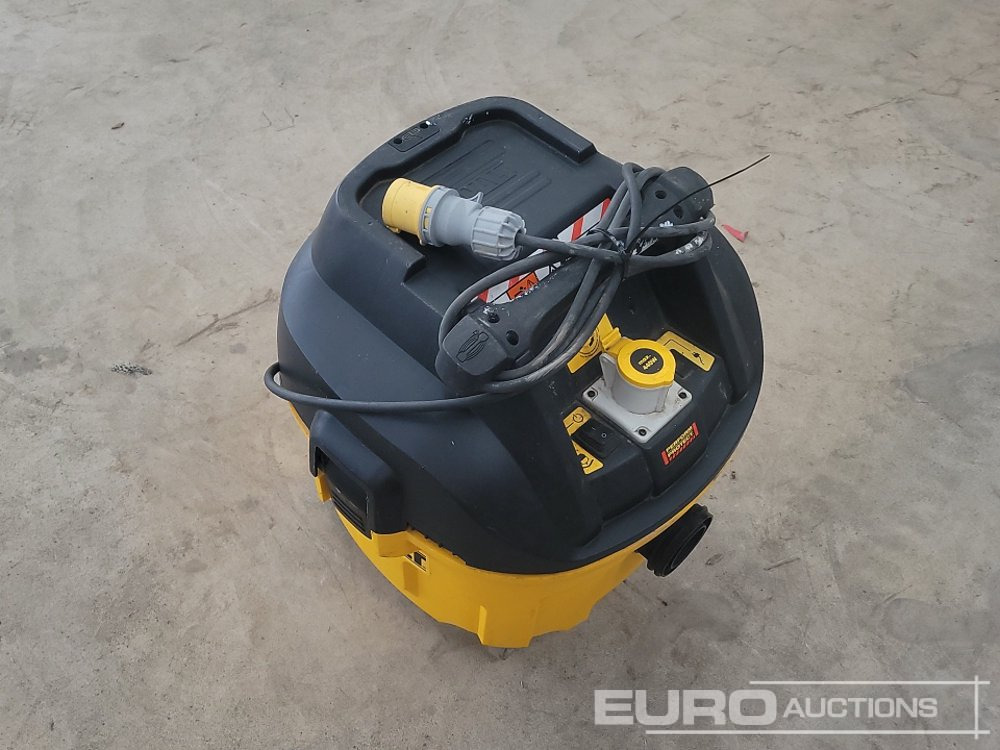 Construction equipment Dewalt DWV901L 110 Volt Industrial Vacuum Cleaner: picture 7