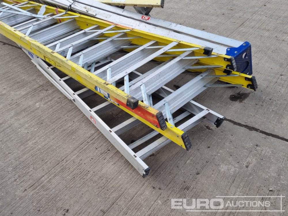 Construction equipment Fiberglass Step Ladders (3 of), Aluminium Step Ladders (2 of): picture 12