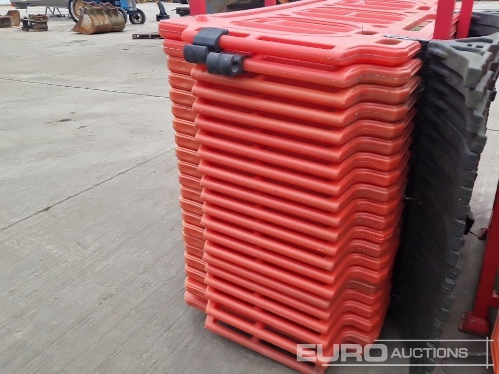 Construction equipment Stillage of Plastic Pedestrian Fencing (3 of): picture 20