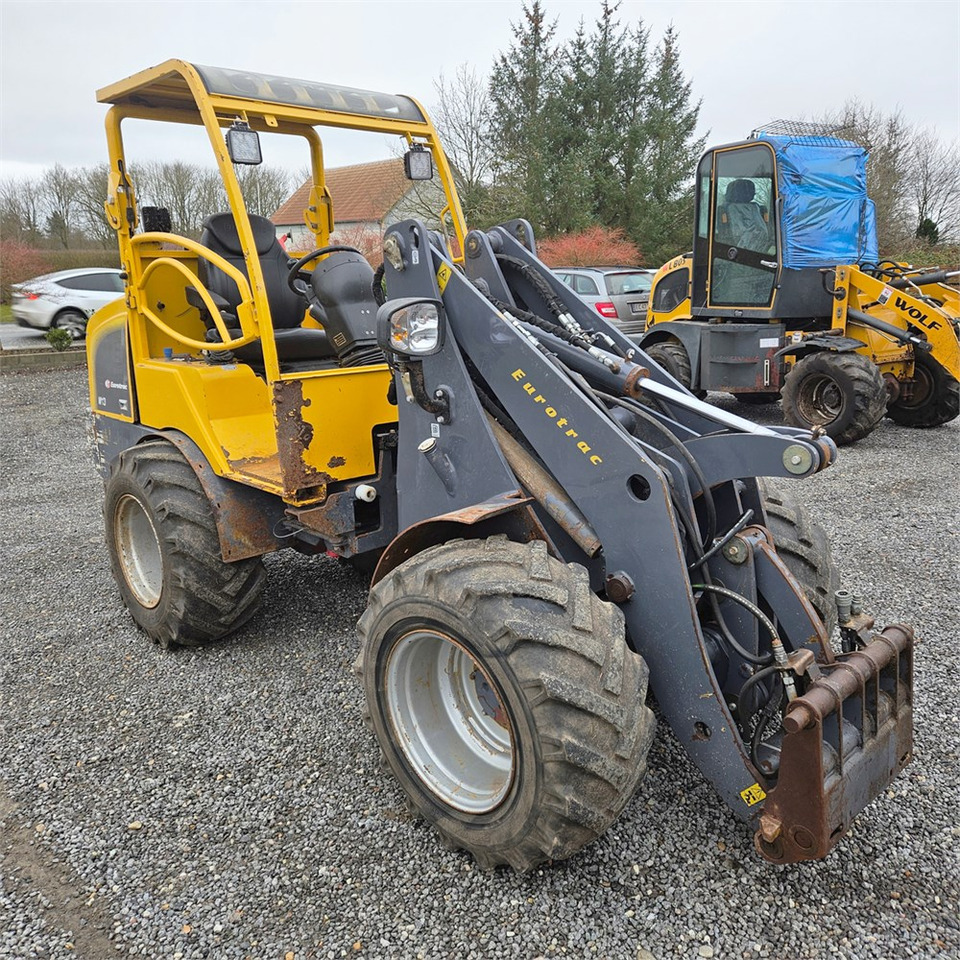 Skid steer loader Eurotrack W13: picture 7