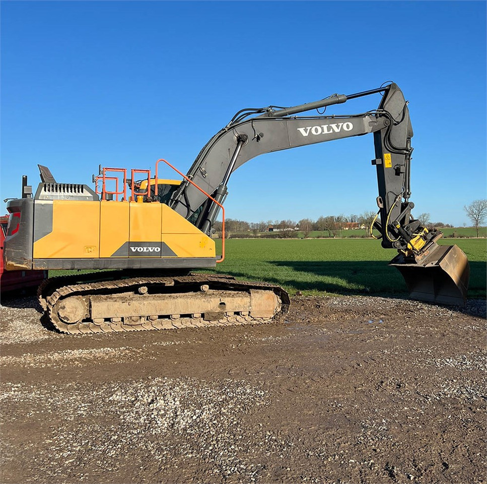 Crawler excavator Volvo EC250 EL: picture 10