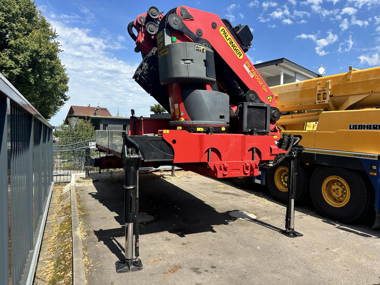 Dropside/ Flatbed truck, Crane truck Scania R 480 LB 8x2 | Palfinger PK 78.002-SH E | 100 t Schwerlast-Transportraupe | Abrollkipper: picture 15