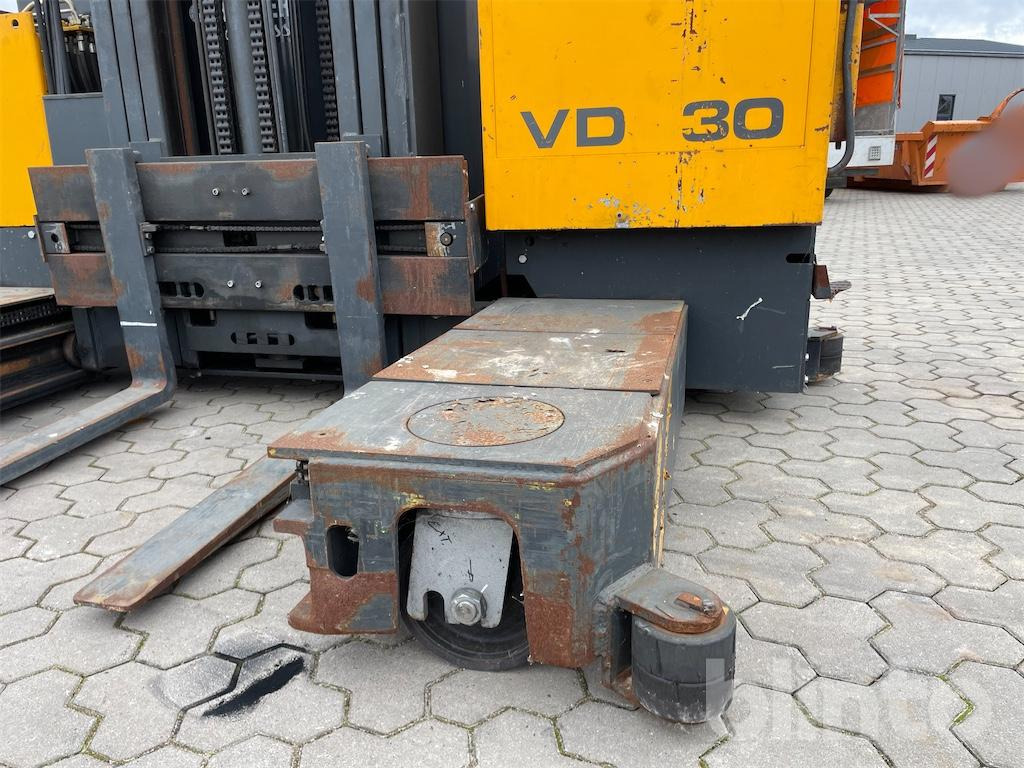 4-way reach truck 2019 Hubtex VD 30: picture 12