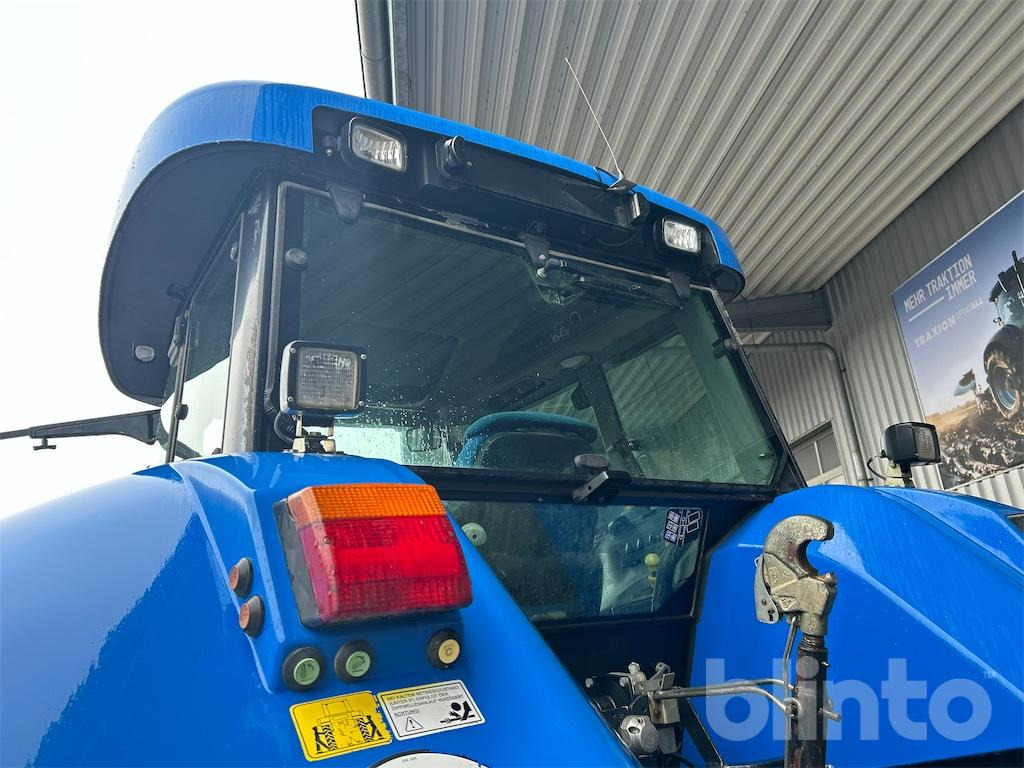 Farm tractor New Holland T7550: picture 48