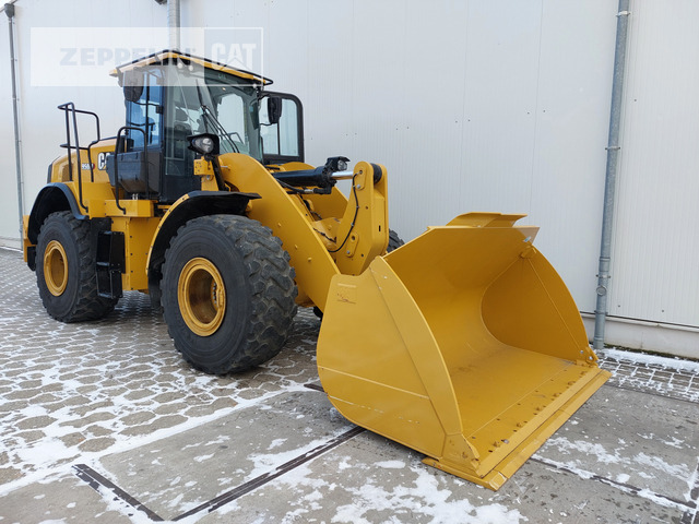 Wheel loader Cat 950M: picture 9