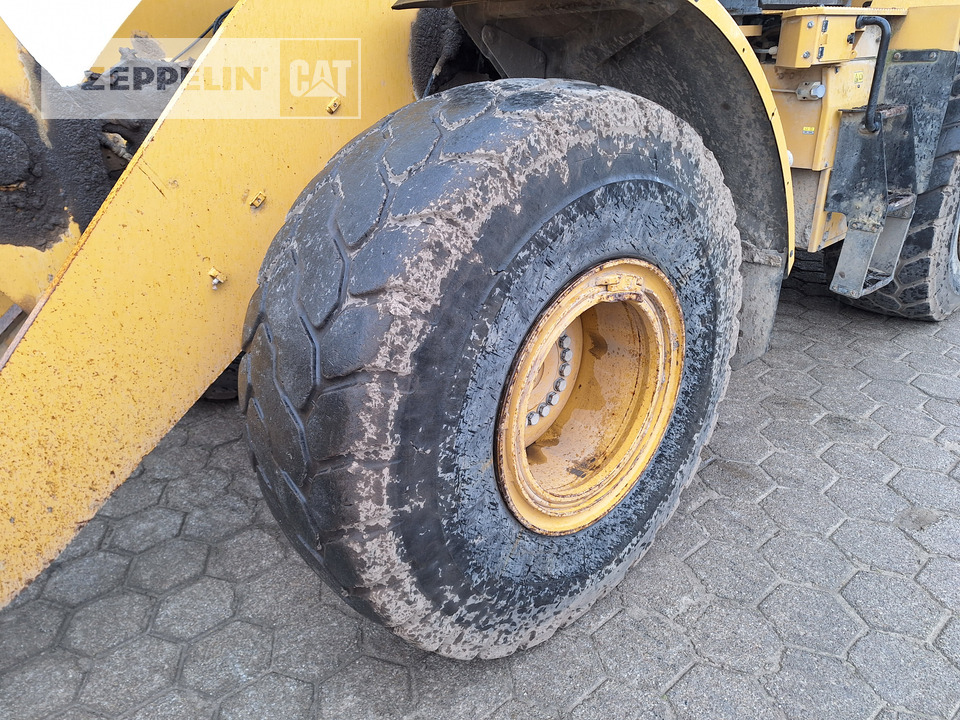 Wheel loader Cat 962M: picture 11